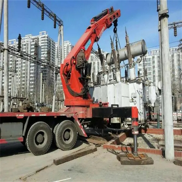 凤泉就近吊车出租|工地厂房吊装设备租赁|24小时高效响应