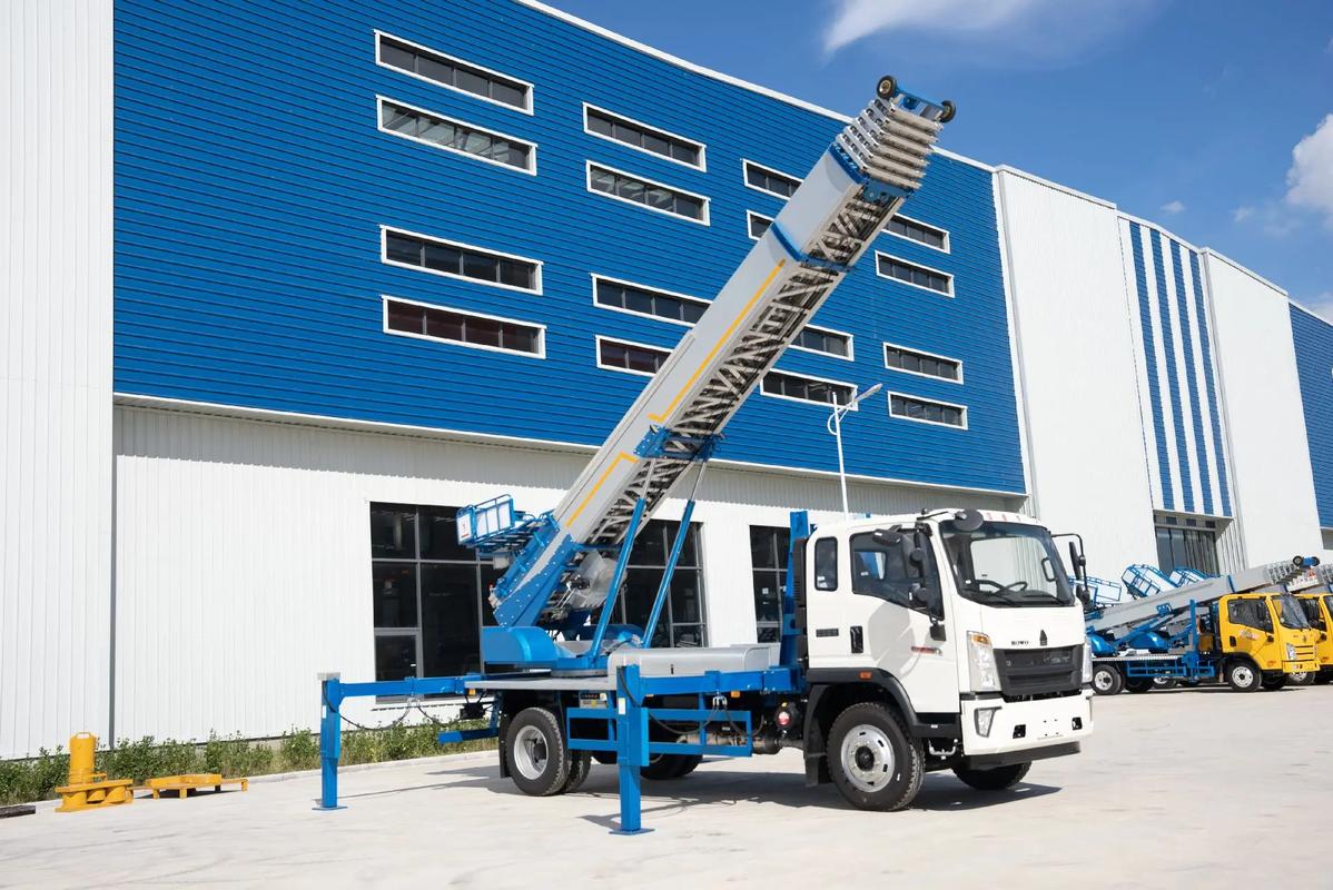 凤泉小型云梯车上料车租赁多少钱