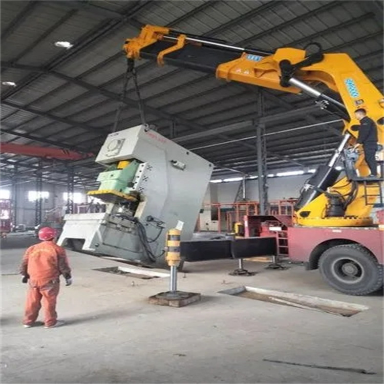 凤泉80吨折臂吊车出租附近电话